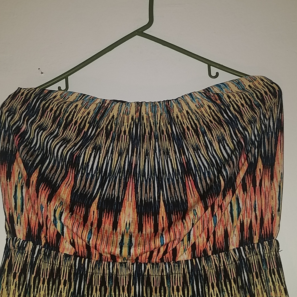 Dress - Picture 2 of 3